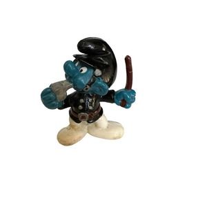 Vintage 1981 Smurf  Peyo Police Officer Cop Bully Stick Club Bobby Bobbies
